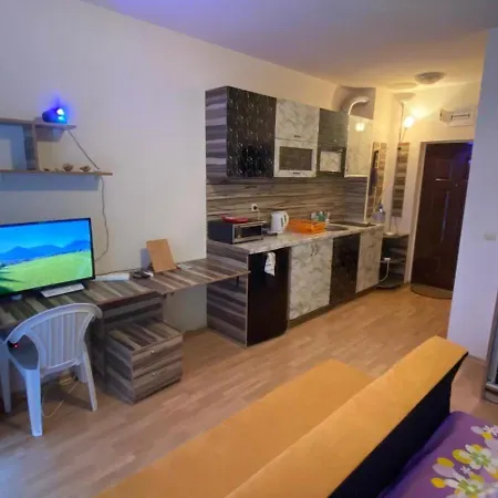 アパート Stella Polaris 2 Sunny サニービーチ